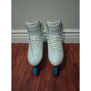 Jackson Ultima Freestyle 8.5W Women's White Figure Ice Skates Aspire XP Blades